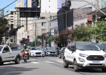 Penúltima parcela do IPVA 2025 de veículos com final de placa 1 e 2 vence nesta terça-feira