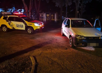 Carro furtado é recuperado em Presidente Castelo Branco