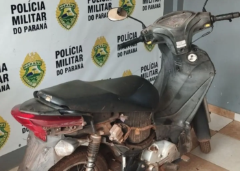 PM prende três pessoas suspeitas de furto e recupera motoneta
