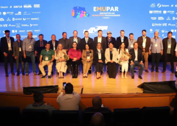 Ex-presidentes da AMP são homenageados por articulação municipalista