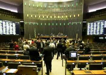 Câmara pode votar urgência para aumentar número de deputados federais