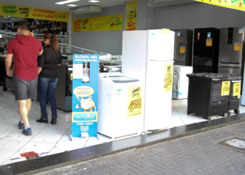 Paraná lidera crescimento das vendas no comércio