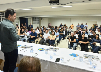 Em reunião da Amunpar, secretário fala sobre potencial de crescimento da Região Noroeste