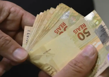 Renda dos paranaenses cresce 25,5% entre 2022 e 2024, alcançando recorde histórico