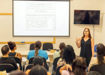 Postos remunerados: inscrições para fiscais do vestibular da UEM começam nesta sexta
