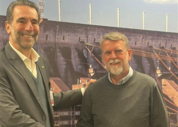 Prefeito de Paraíso do Norte se reúne com Ênio Verri para tratar de projetos com apoio da Itaipu Binacional