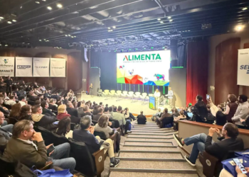 Protagonismo paranaense na cadeia de proteínas animais é destaque em congresso nacional
