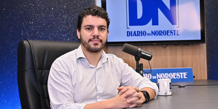 Cogecom 20-06 Ivan Fuquini (1)
O fundador da Cogecom, Roberto Corrêa, concedeu entrevista ao Diário do Noroeste e explicou como a cooperativa trabalha
Foto: Ivan Fuquini
