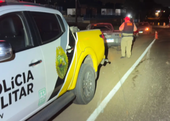 Condutor com CNH vencida desde 2008 é preso por embriaguez ao volante na PR-317