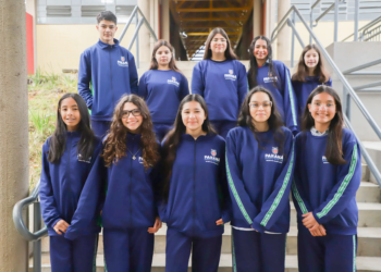 Alunos de todas as 412 escolas de tempo integral receberão uniformes