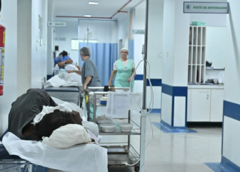 Pronto socorro da Santa Casa volta a enfrentar superlotação
