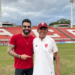 Rodrigo Lopes, cover de Gusttavo Lima, visita o estádio do ACP em Paranavaí