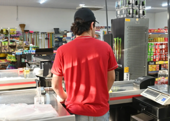 Sindicatos negociam, nesta quarta-feira, convenção coletiva dos supermercados