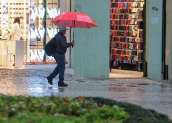 Chuva se aproxima do Paraná depois de mais de 20 dias com predomínio de sol