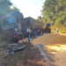 Carreta carregada de milho tomba após colisão em Nova Londrina