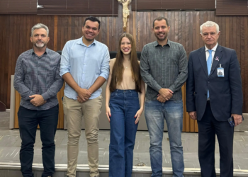 CCJ analisa propostas orçamentárias e de auxílio a servidores