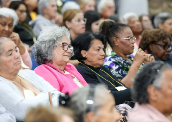 96,7% dos municípios paranaenses realizaram a Conferência da Pessoa Idosa