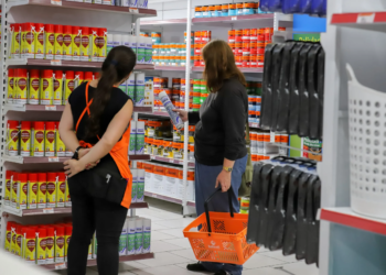 Varejo do Paraná tem queda de 1,6% em julho