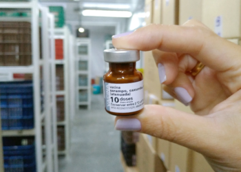 Saúde reforça vacinação contra sarampo para jovens de 20 a 29 anos