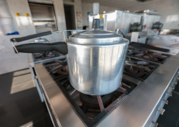 Corpo de Bombeiros alerta para riscos e cuidados no uso da panela de pressão