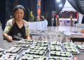 Voluntárias produzem 10 mil peças de sushi ao longo do Festival da Primavera 