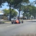 Vídeo: homem é flagrado dirigindo réplica de carro de Fórmula 1 na Avenida Colombo, em Maringá