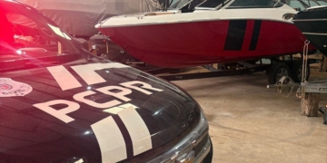 Lancha é apreendida em Porto Rico durante investigação de tráfico e lavagem de dinheiro