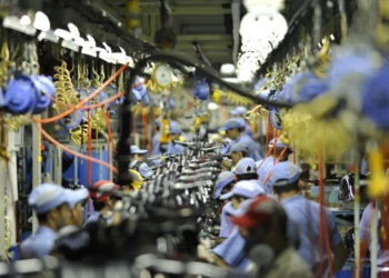 Confiança do empresário cai 5,2% em setembro