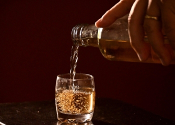 Mesmo sem casos em Paranavaí, Secretaria da Saúde e Procon reforçam orientações sobre risco de bebidas adulteradas com metanol