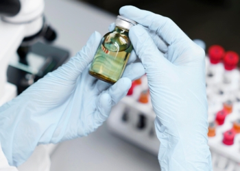 Anvisa autoriza produção de etanol farmacêutico em 604 farmácias