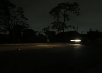 Incêndio no Paraná causa apagão em ao menos oito estados do país