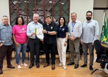 Reunião no gabinete do prefeito Mauricio Gehlen na última quarta-feira
Foto: Divulgação
