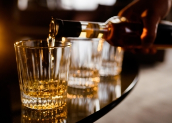 Paraná confirma mais duas mortes relacionadas à intoxicação por metanol