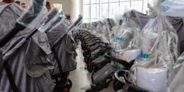 Entrega de kits para recém-nascidos começa na semana que vem