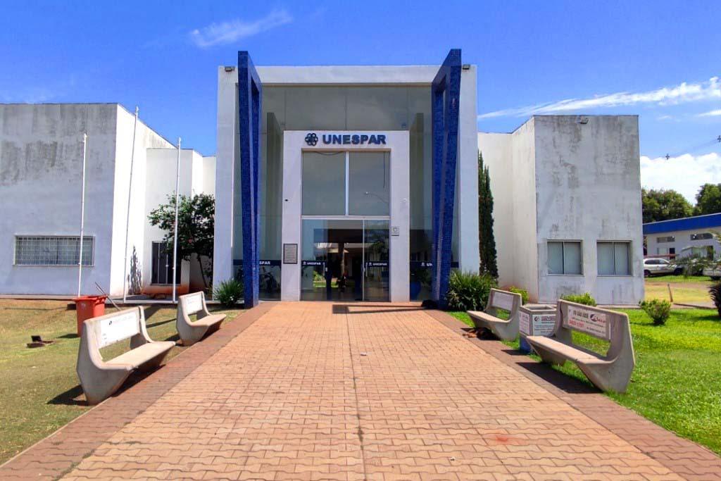 Com salários de até R$ 16.565,27, Unespar anuncia concurso para professor de ensino superior