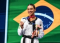 Milena Titoneli é prata no Mundial de taekwondo