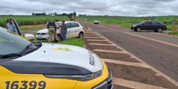 Acidente na PR-158, próximo ao trevo de acesso a Paranavaí, deixa duas pessoas feridas