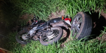 Motociclista que pilotava na contramão morre em acidente na BR-376, diz PRF