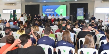 Encontro em Paranavaí discute aprimoramento dos serviços prestados pelo Detran-PR na região