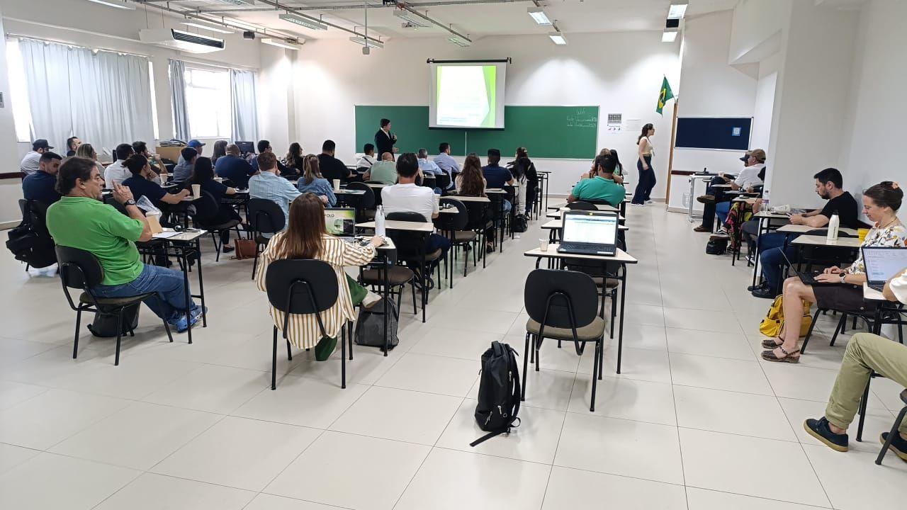 Municípios da região participam do Fórum Brasileiro em Gestão de Resíduos Sólidos