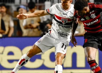 São Paulo arranca empate e impede Fla de assumir liderança