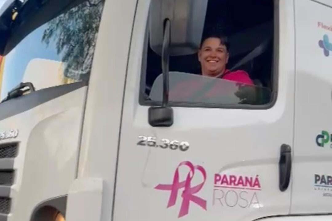 Motorista da carreta da saúde celebra alcance das consultas