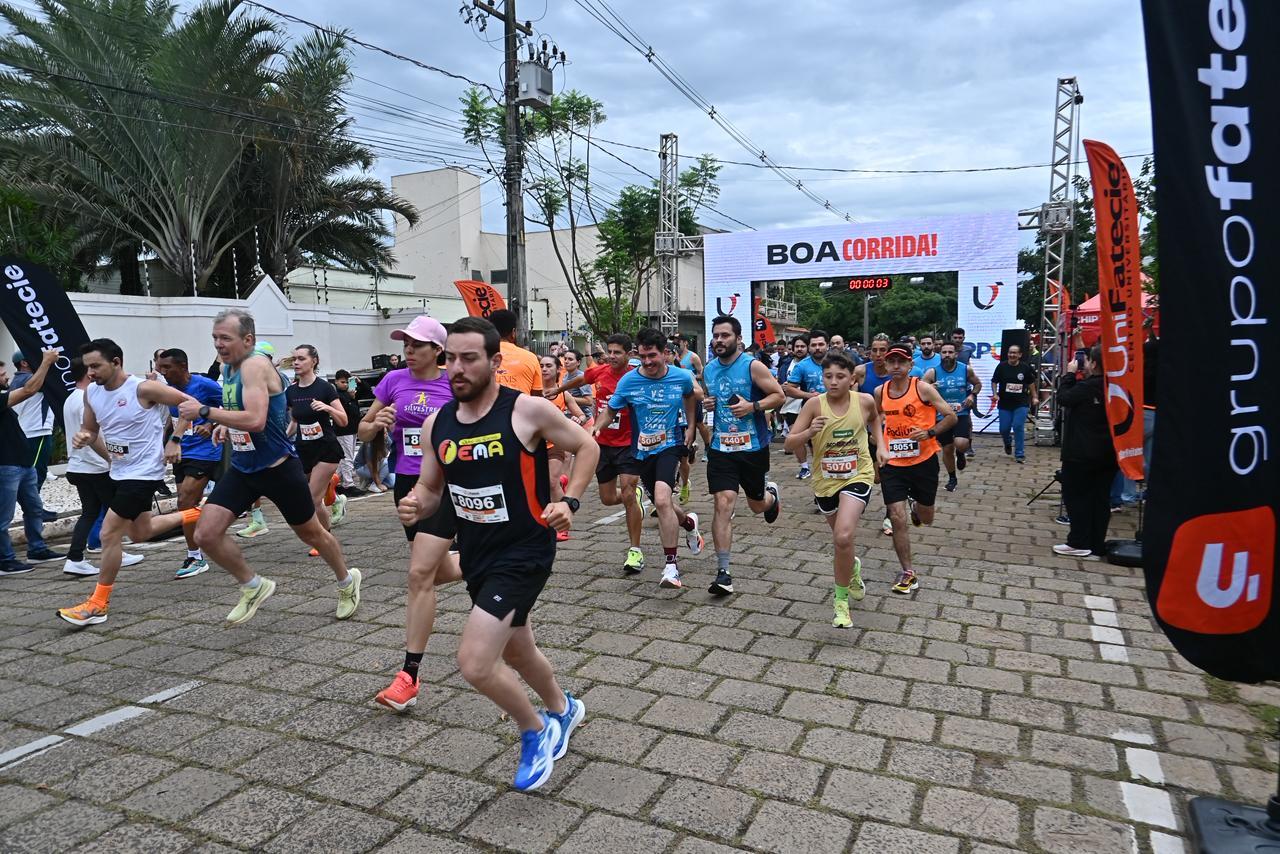 3ª Corrida Solidária da Unifatecie mobiliza centenas de atletas em prol do esporte e da solidariedade