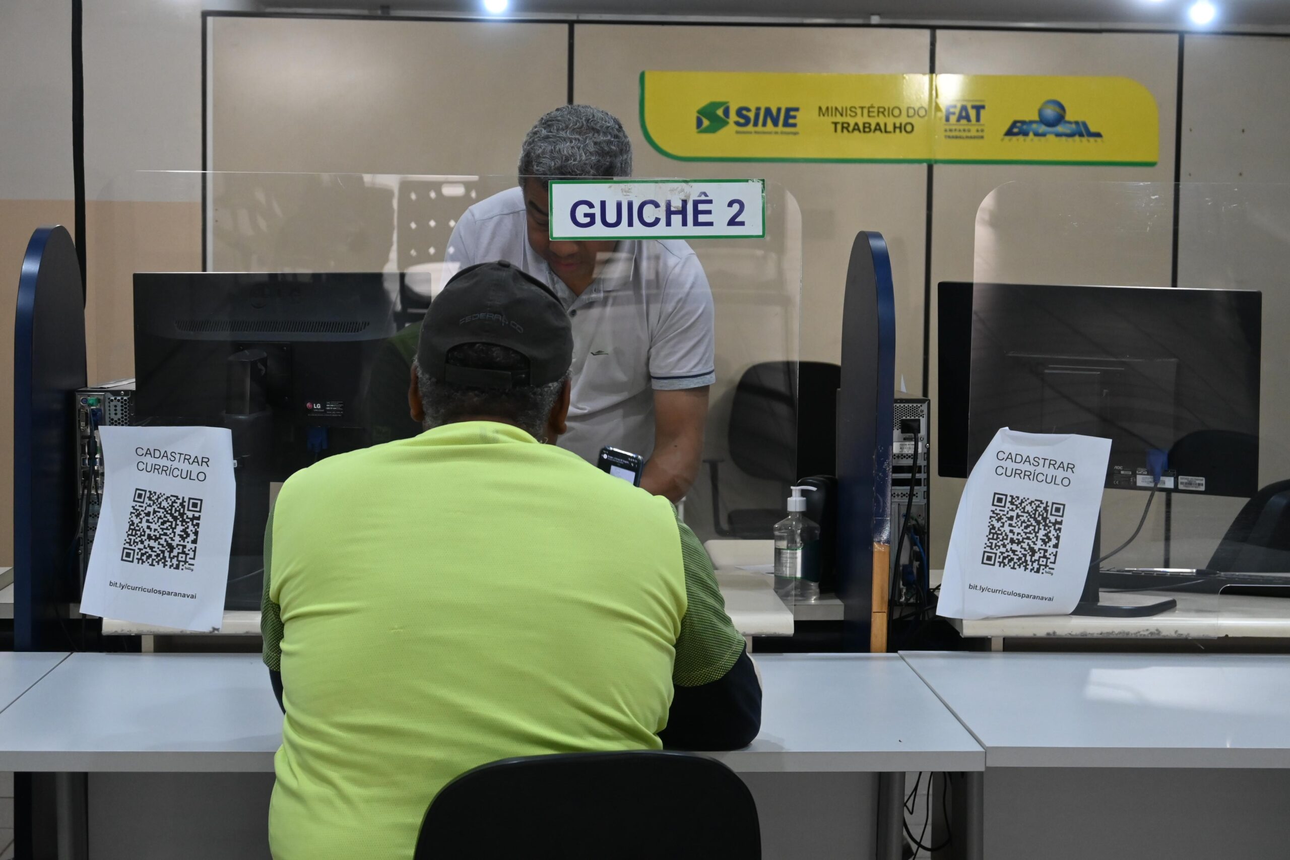 Paranavaí começa a semana com 360 vagas de emprego disponíveis