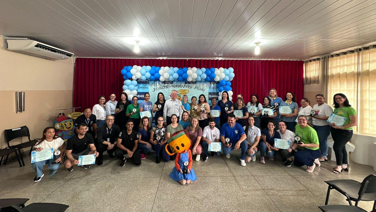 Premiação dos Jogos Infantis Pvai reúne alunos e professores da Rede Municipal