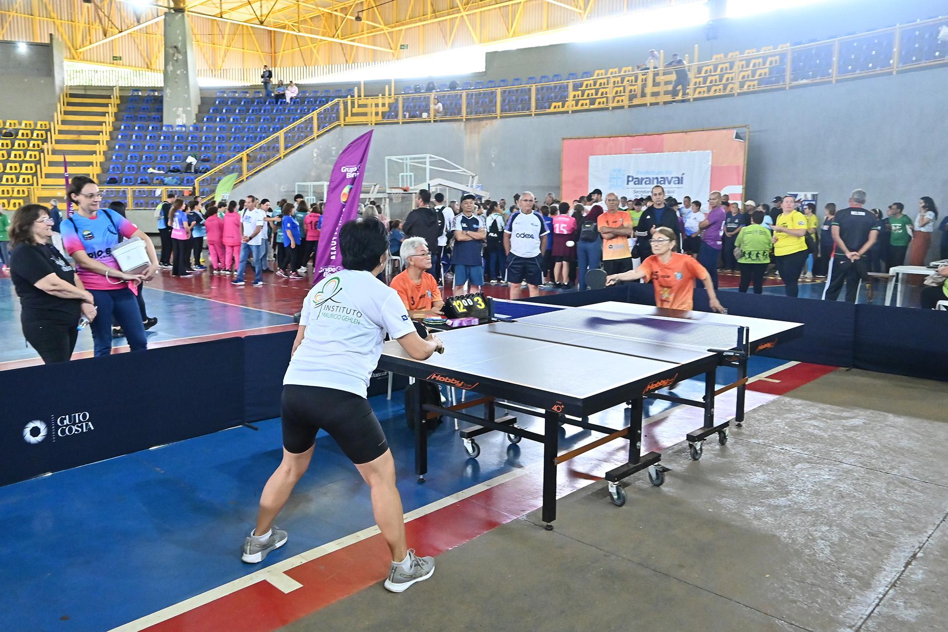 Paranavaí recebe mais de 2 mil pessoas para a etapa final dos Jogos 60+