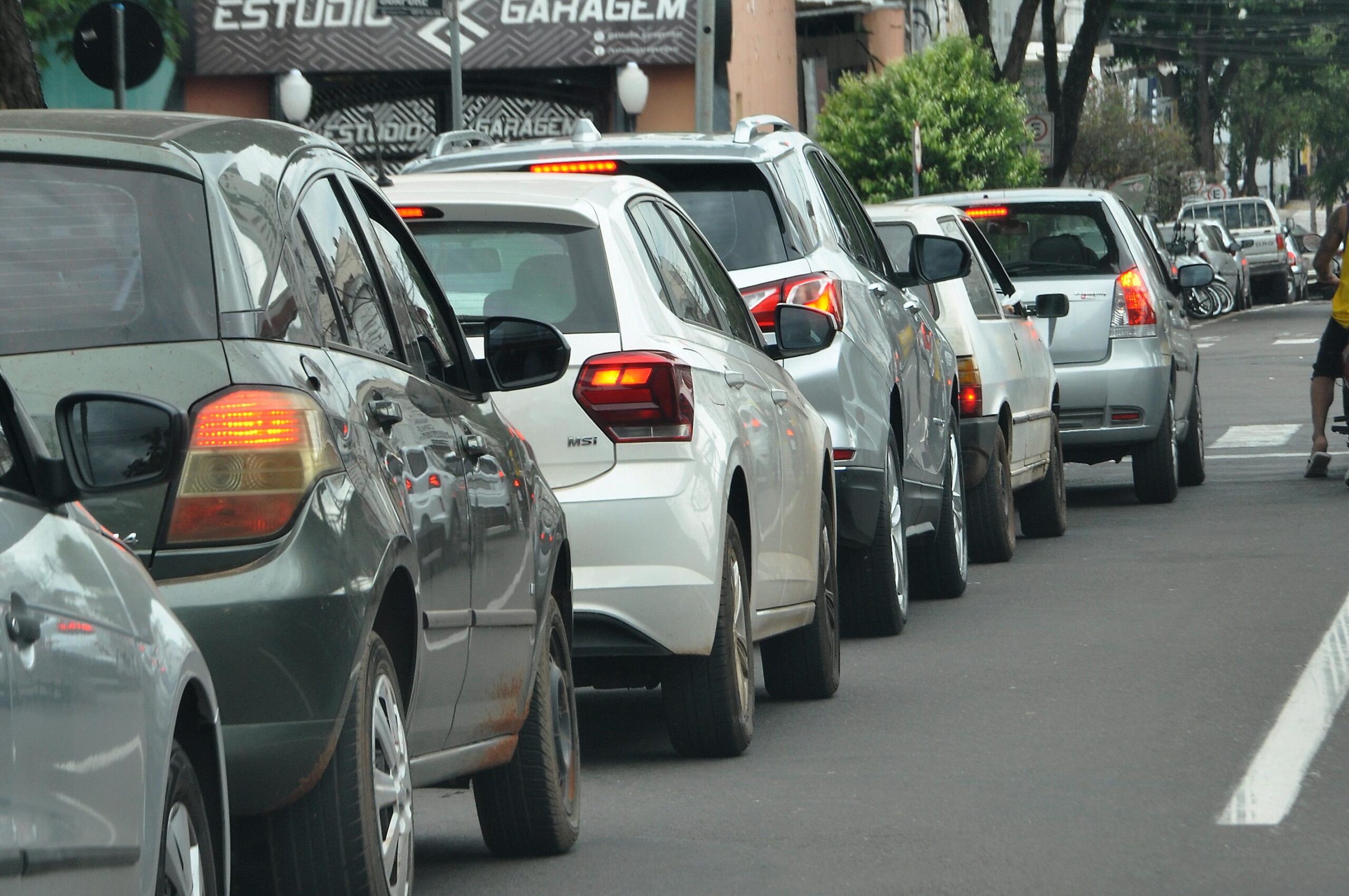 Redução do IPVA impulsiona alta de 52% nos emplacamentos em outubro