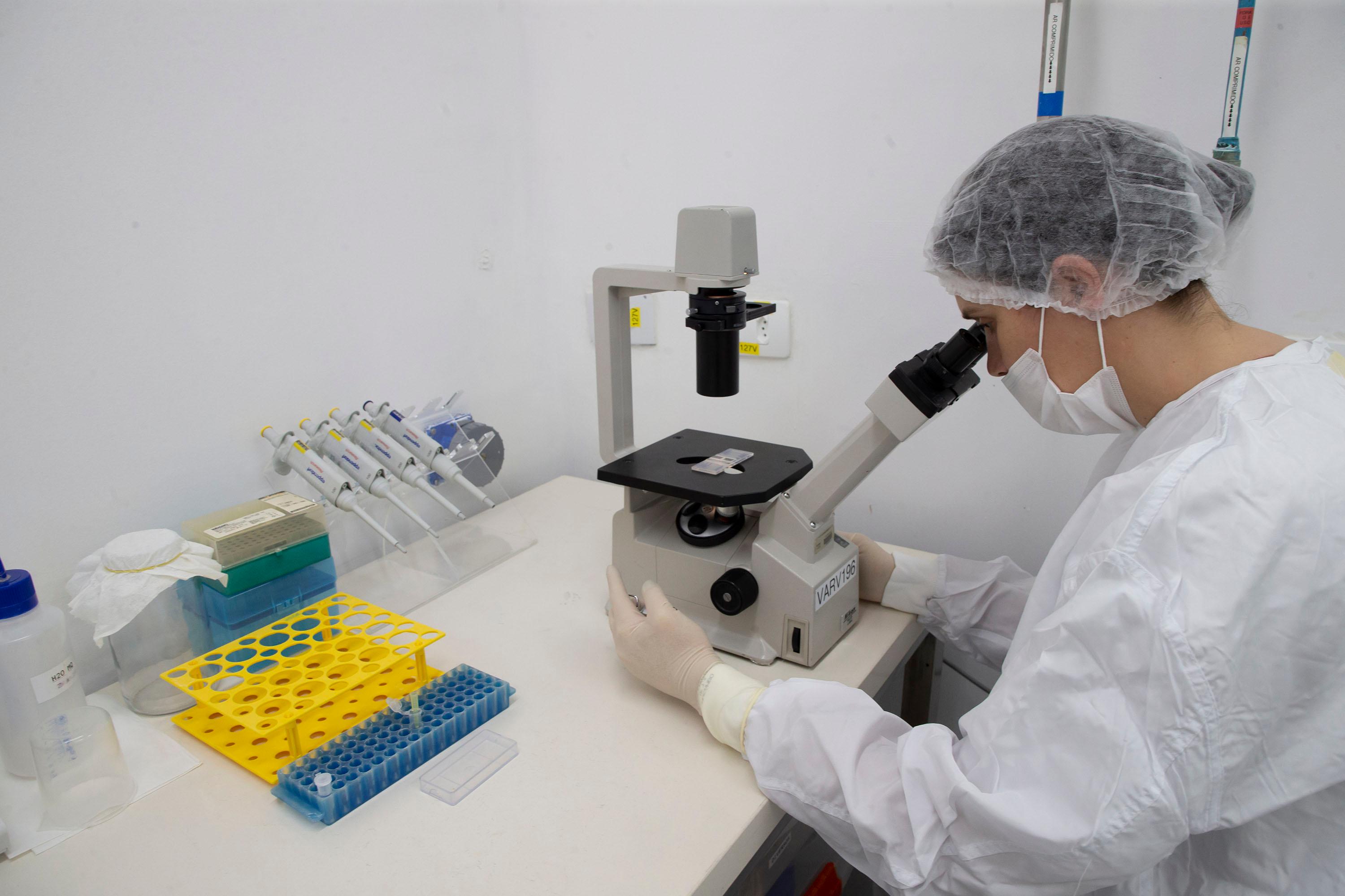 Tecpar formaliza parceria com o Ministério da Saúde para fornecimento de vacinas humanas
Foto: Hedeson Alves/TECPAR