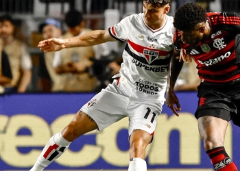 São Paulo arranca empate e impede Fla de assumir liderança