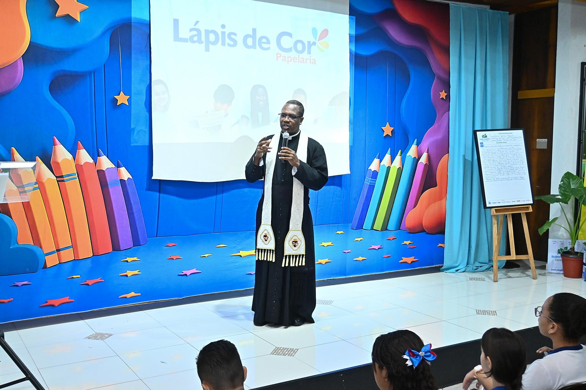 Semeando Ivan Fuquini 05-12 (20) Padre Rivaldo Brandão: “A leitura é algo que edifica a vida humana e vai transformando a alma”
Foto: Ivan Fuquini